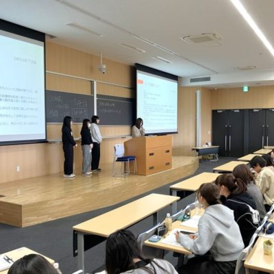 「給食運営実習（校外）」の報告会を行いました！